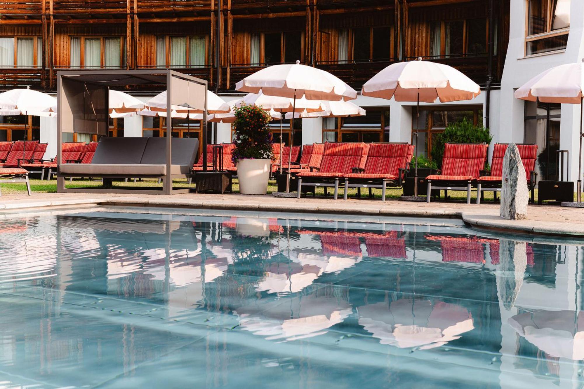 Hotel Die Post Bad Kleinkirchheim Bagian luar foto