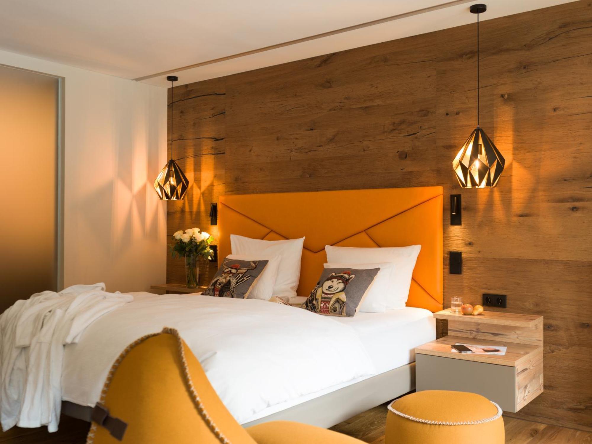 Hotel Die Post Bad Kleinkirchheim Bagian luar foto
