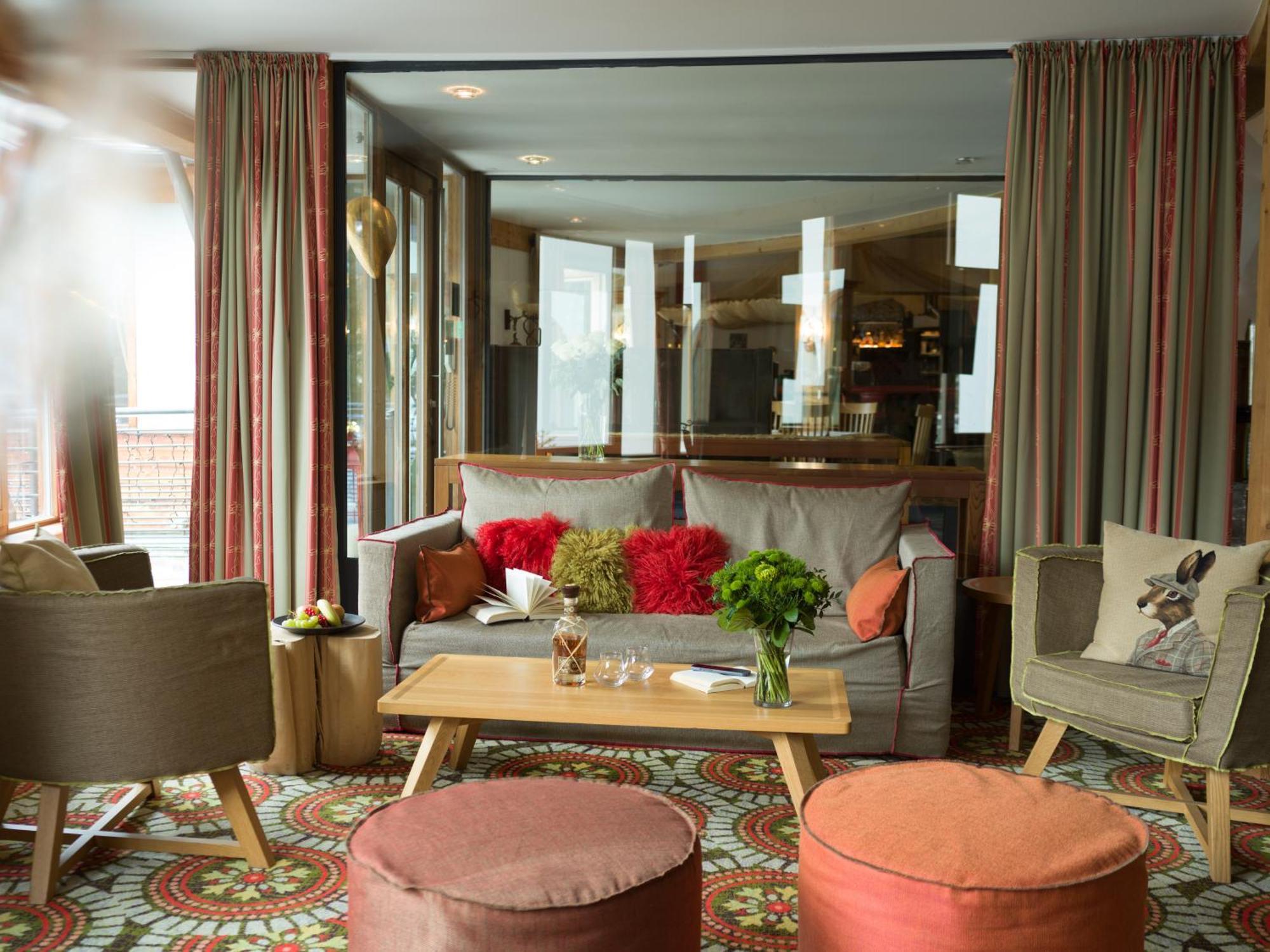 Hotel Die Post Bad Kleinkirchheim Bagian luar foto