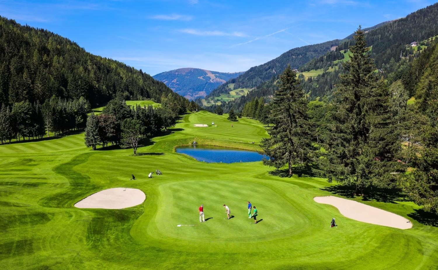Hotel Die Post Bad Kleinkirchheim Bagian luar foto