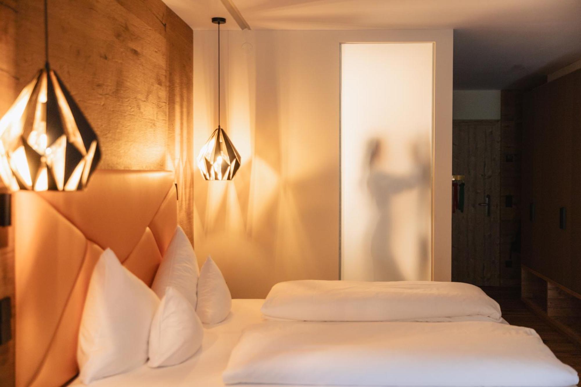 Hotel Die Post Bad Kleinkirchheim Bagian luar foto
