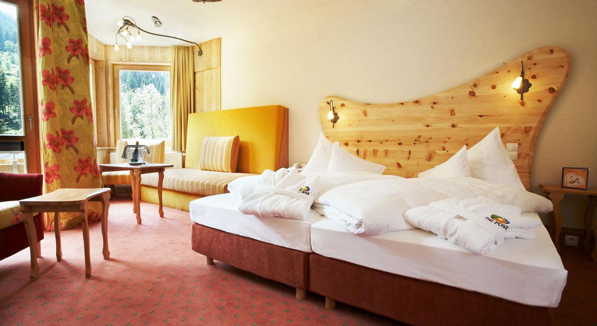 Hotel Die Post Bad Kleinkirchheim Bagian luar foto